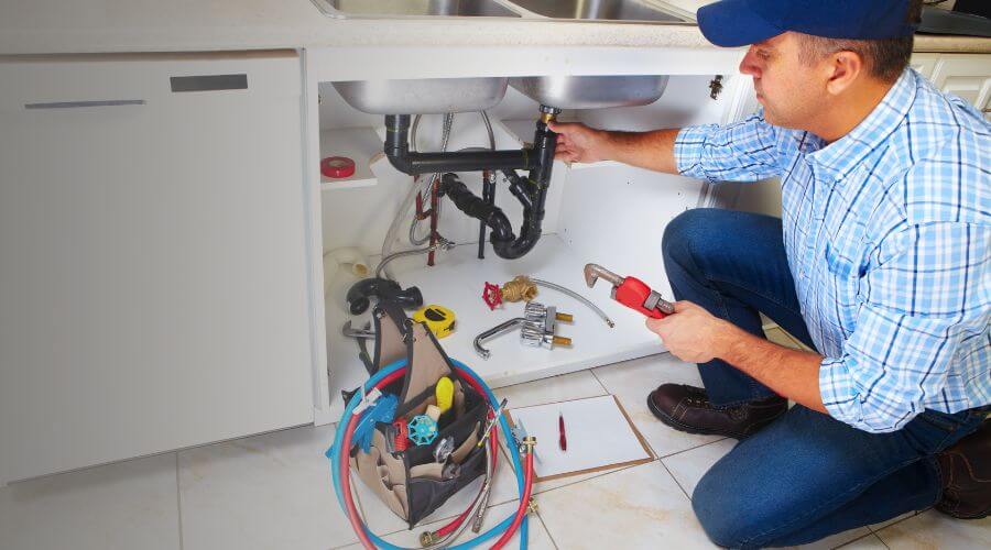 Professional emergency plumbing in Crystal Springs, MS
